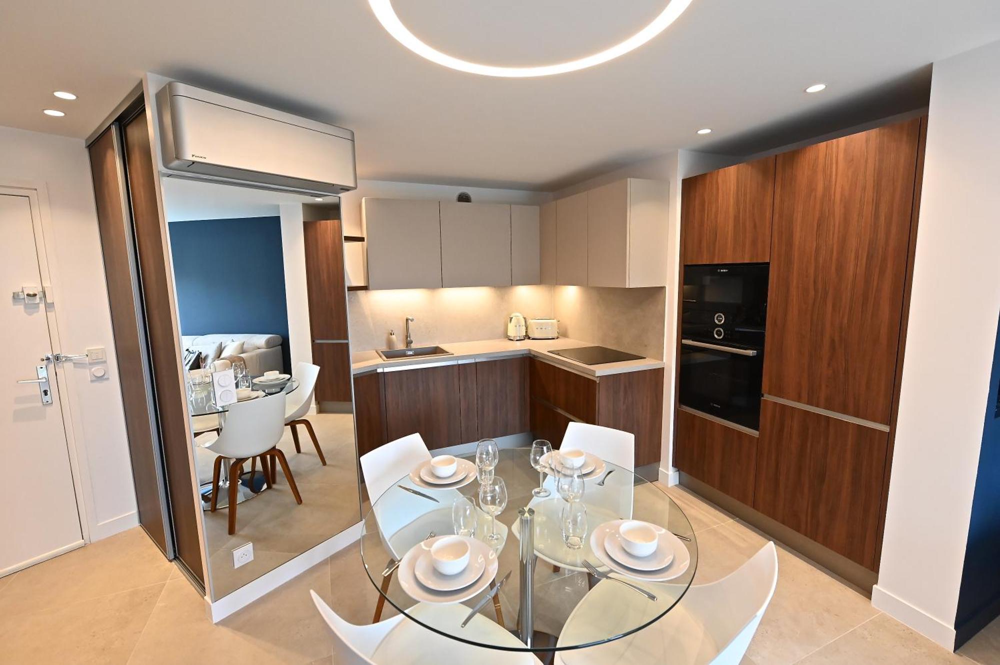 Appartement Luxe Vue Mer Et Collines Avec Piscine Mandelieu La Napoule Ngoại thất bức ảnh